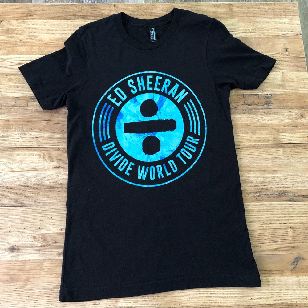 Ed Sheeran Divide the World Tour Tee